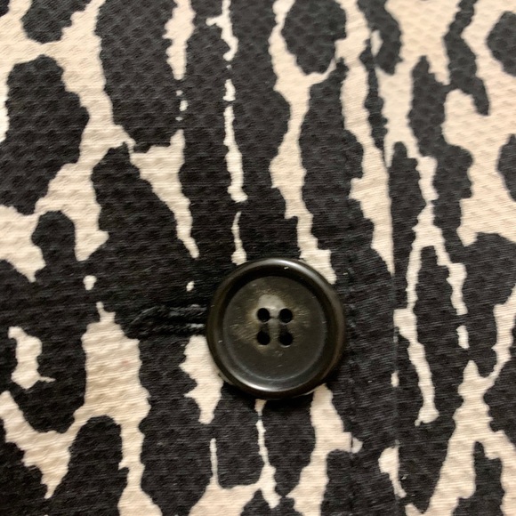 Black and white Talbots zebra print blazer - Picture 3 of 3